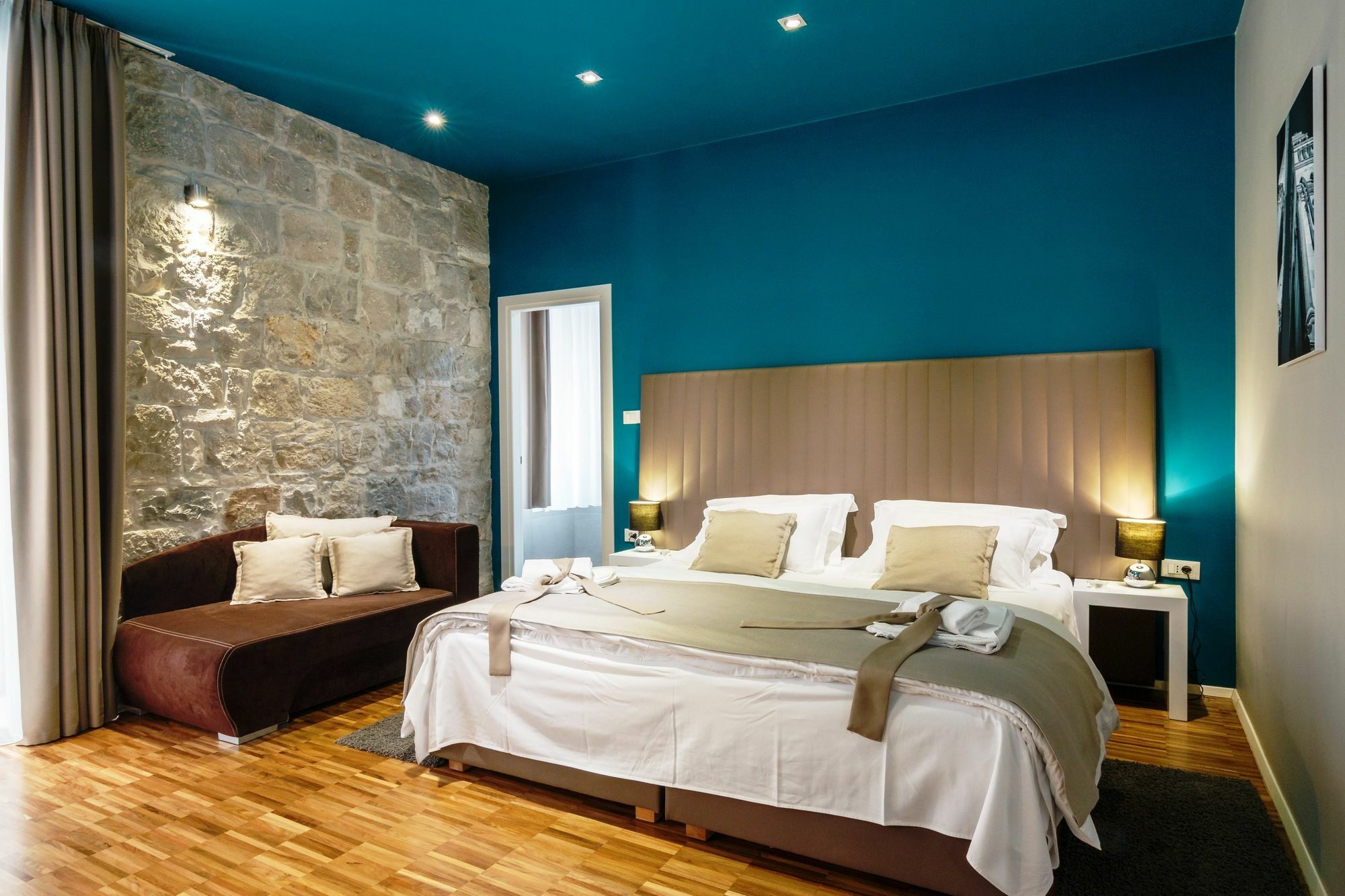 Riva Luxury Rooms สปลิท ภายนอก รูปภาพ